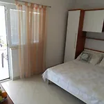 Seaview Divna Beachfront