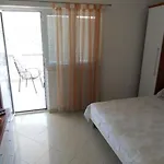 Seaview Divna Beachfront * Podglavica