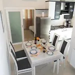 Appartement Seaview Divna Beachfront *